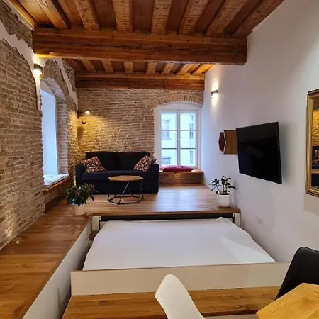 Apartma Boutique Krizanke